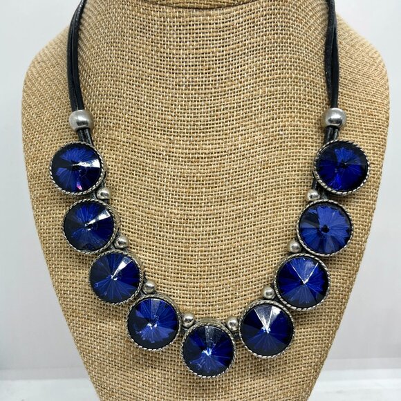 BOLD BLUE RIVOLI RHINESTONE STATEMENT NECKLACE BLACK CORD SILVER TONE BIB COLLAR - Picture 3 of 16